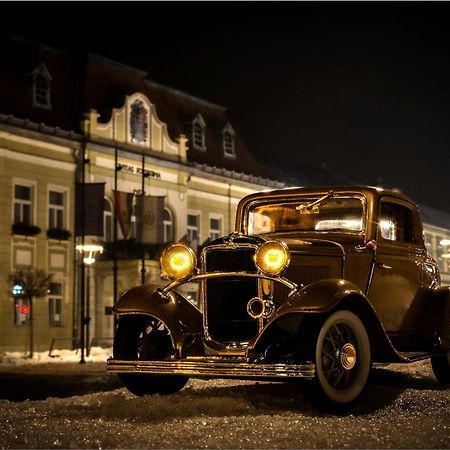 Sztar Motel Etterem Balassagyarmat Exterior foto